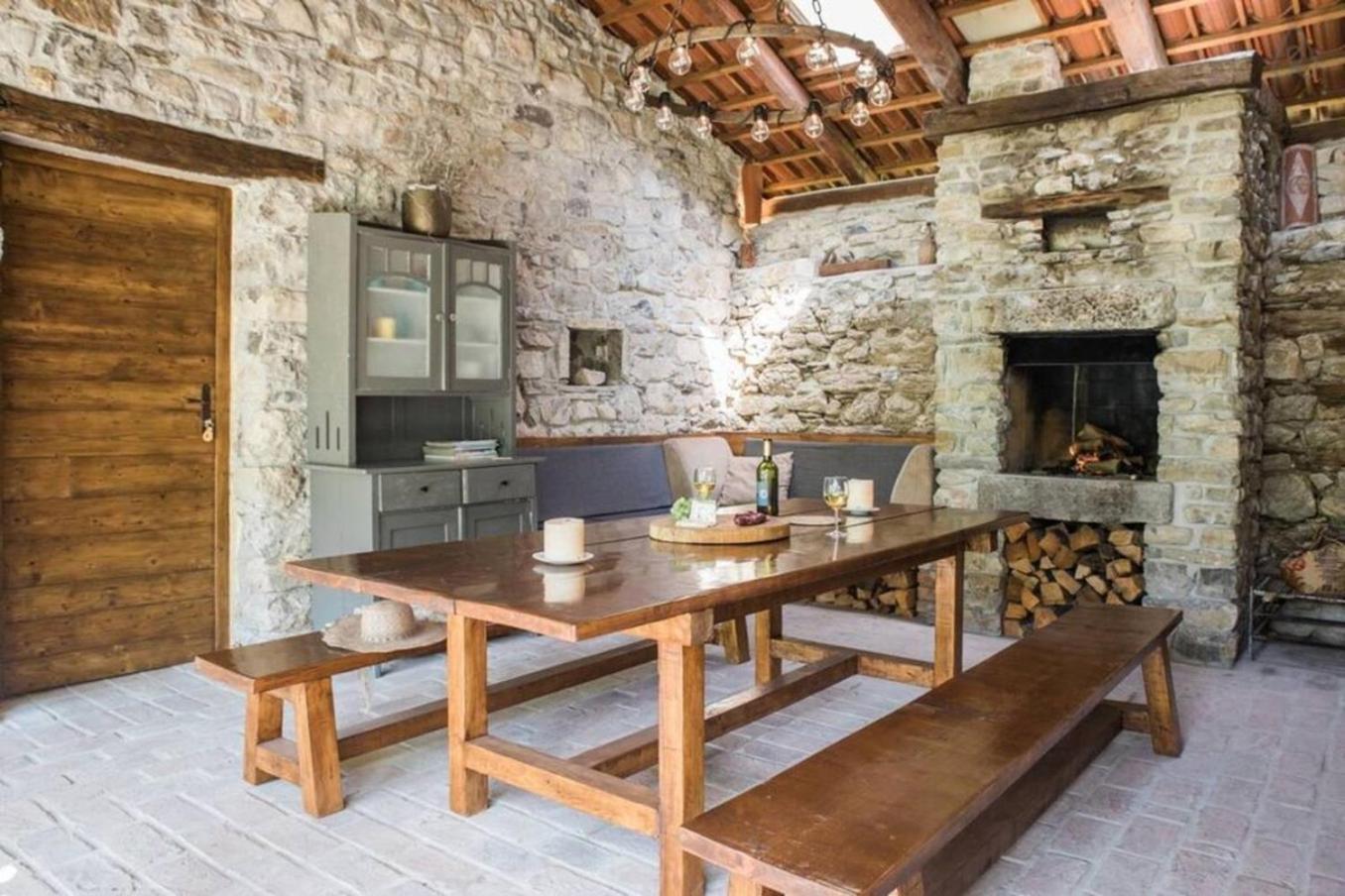 Kuninez, Holiday Home With Summer Kitchen Most na Soči Kültér fotó